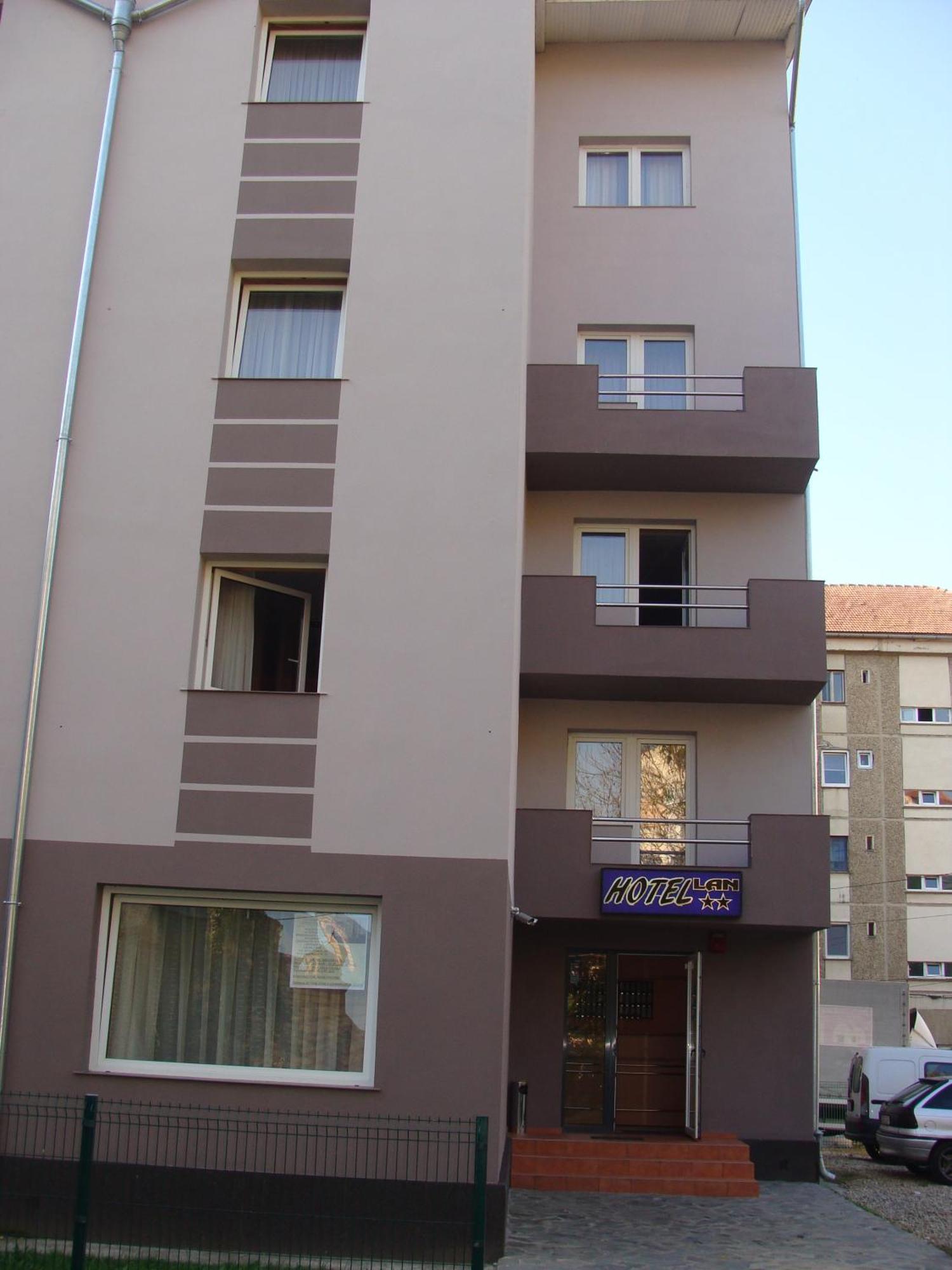 Hostel Lan Oradea Luaran gambar