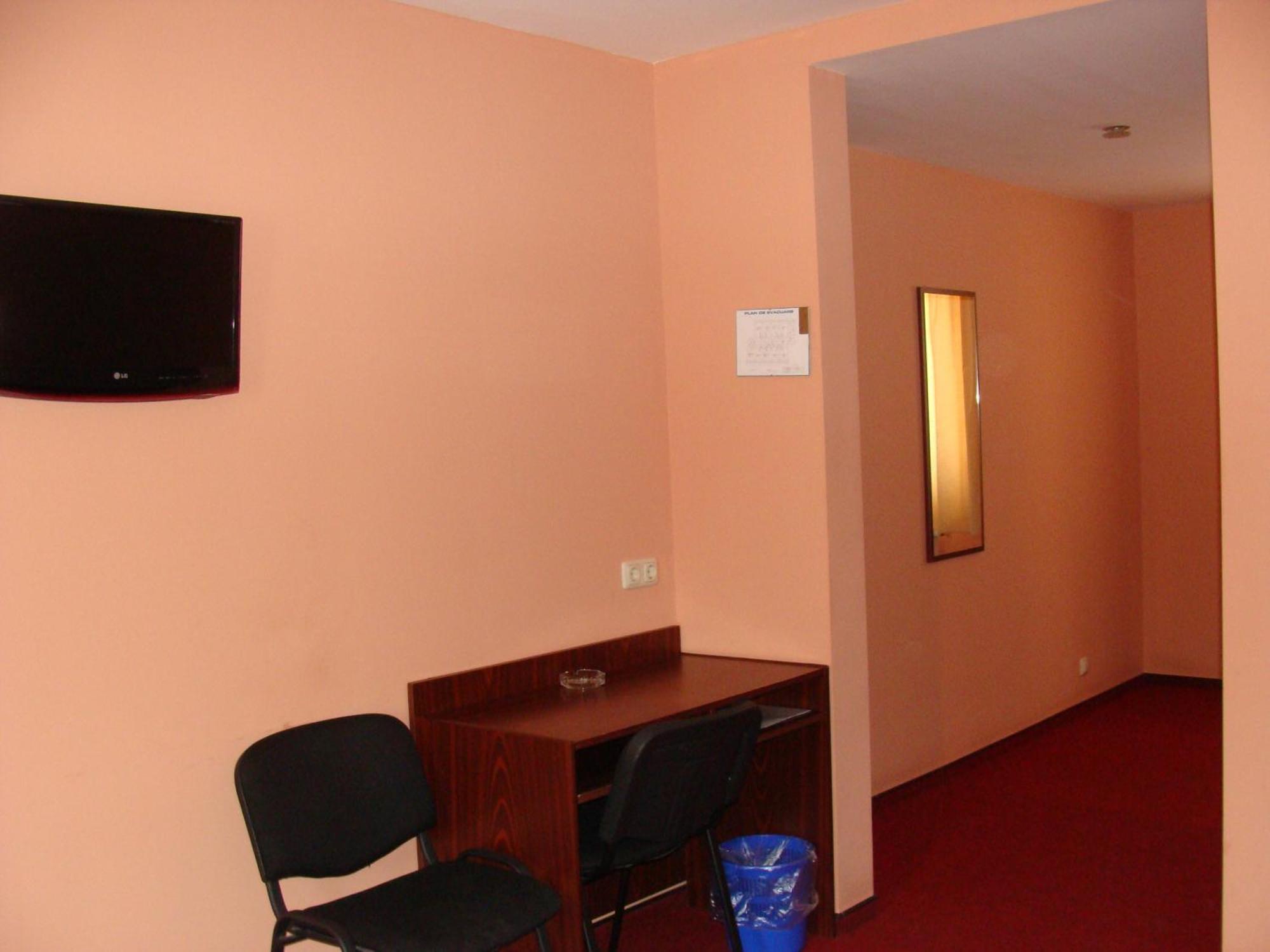 Hostel Lan Oradea Luaran gambar