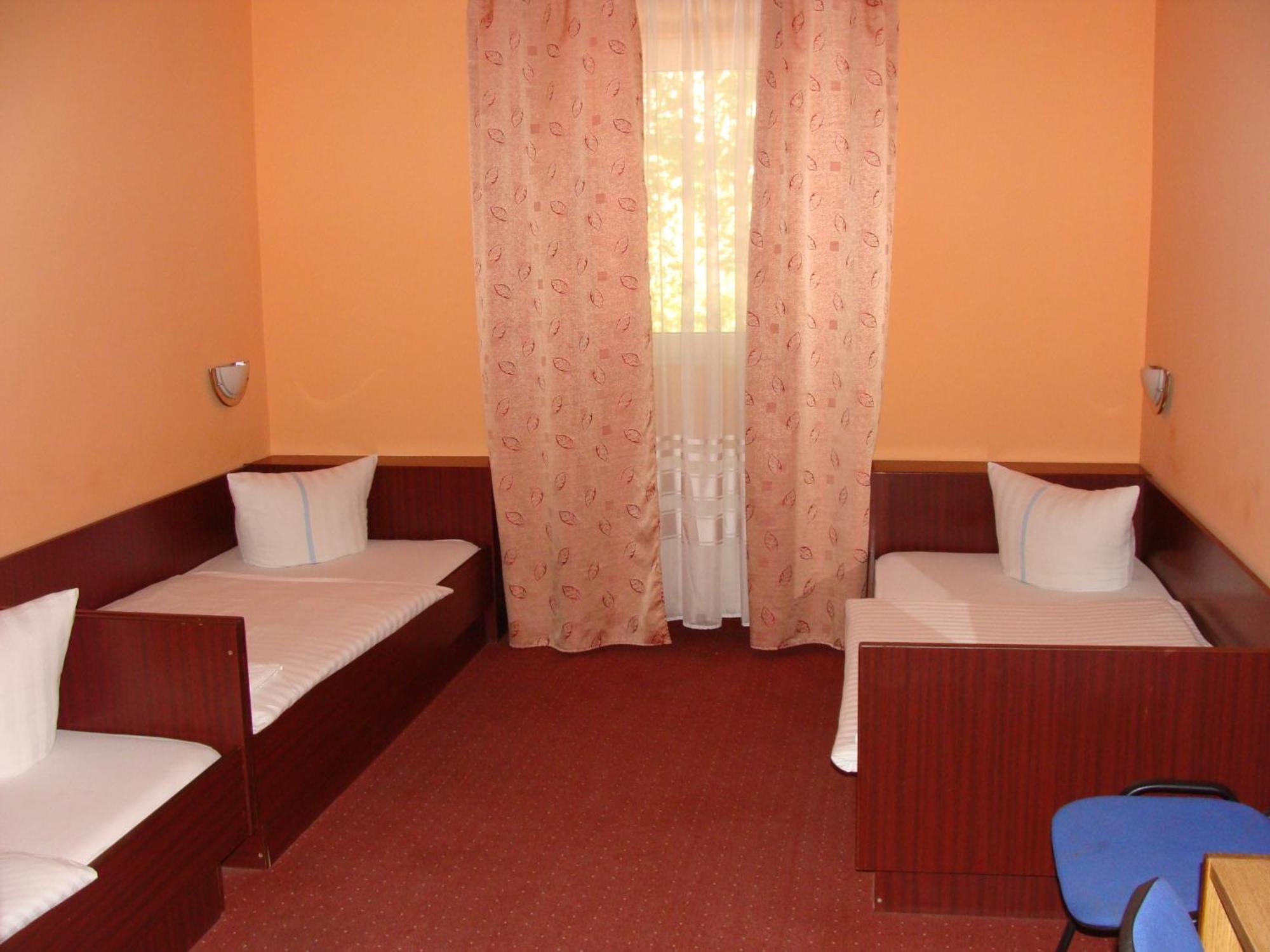 Hostel Lan Oradea Luaran gambar
