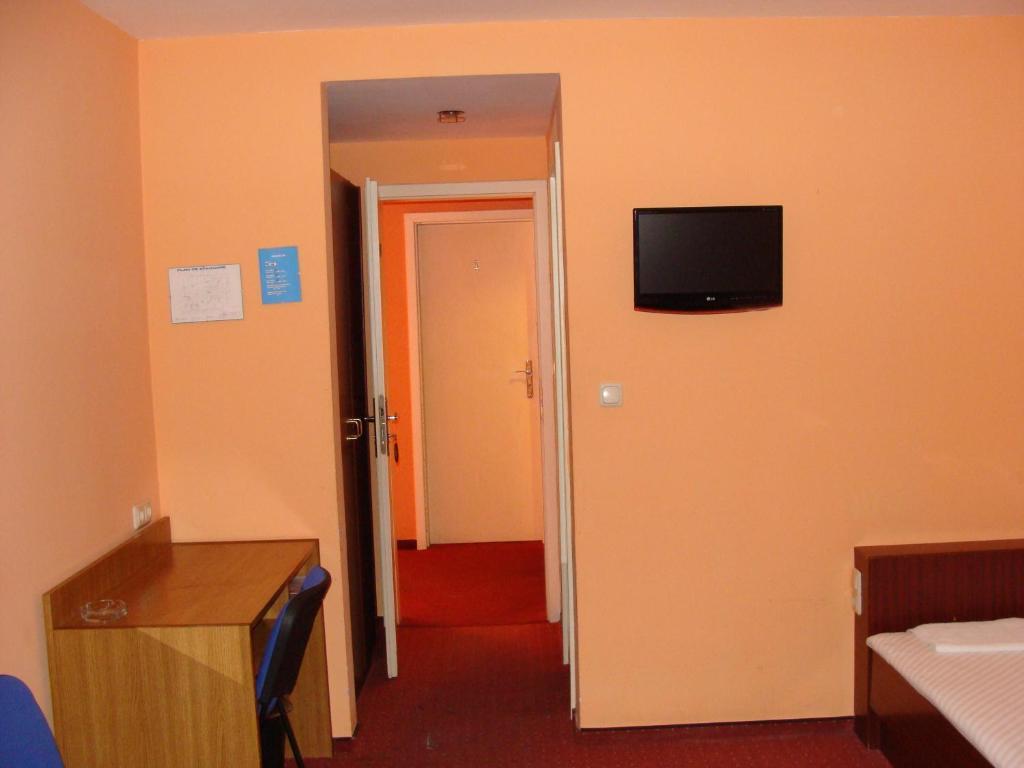 Hostel Lan Oradea Bilik gambar