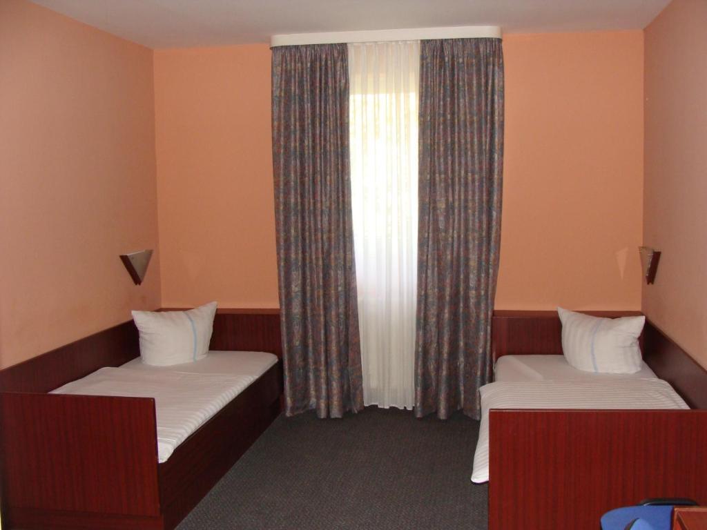 Hostel Lan Oradea Bilik gambar