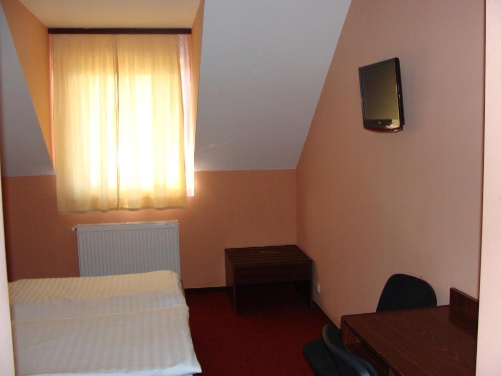 Hostel Lan Oradea Bilik gambar