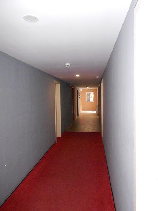 Hostel Lan Oradea Luaran gambar